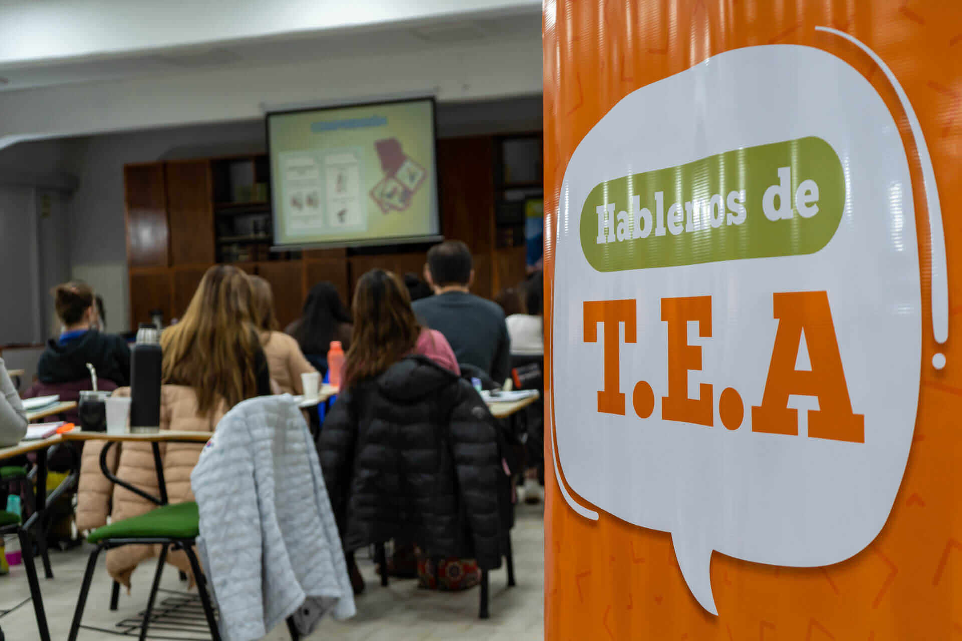 Taller Teórico Práctico ''Hacia el Empoderamiento de las Familias.'' Fundación TEA Santa Cruz